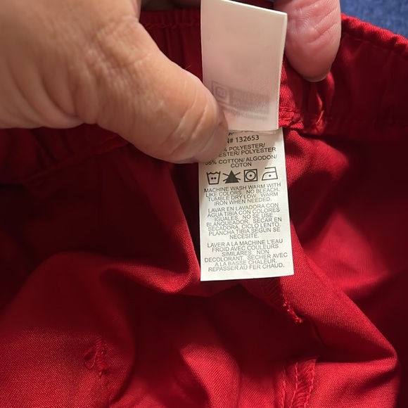 Wonder wink 2X petite scrub pants originally $25 asking 15 obo beautiful Red! - Picture 3 of 3